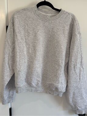 SKIMS Light Heather Gray Cropped Crew Sweater Pullover